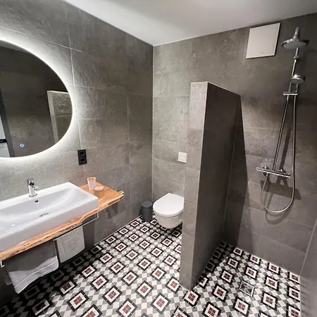 Haus Bergquell App 1 *